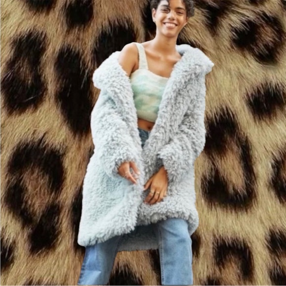 Oversized Fuzzy Coat - Picture 1 of 4